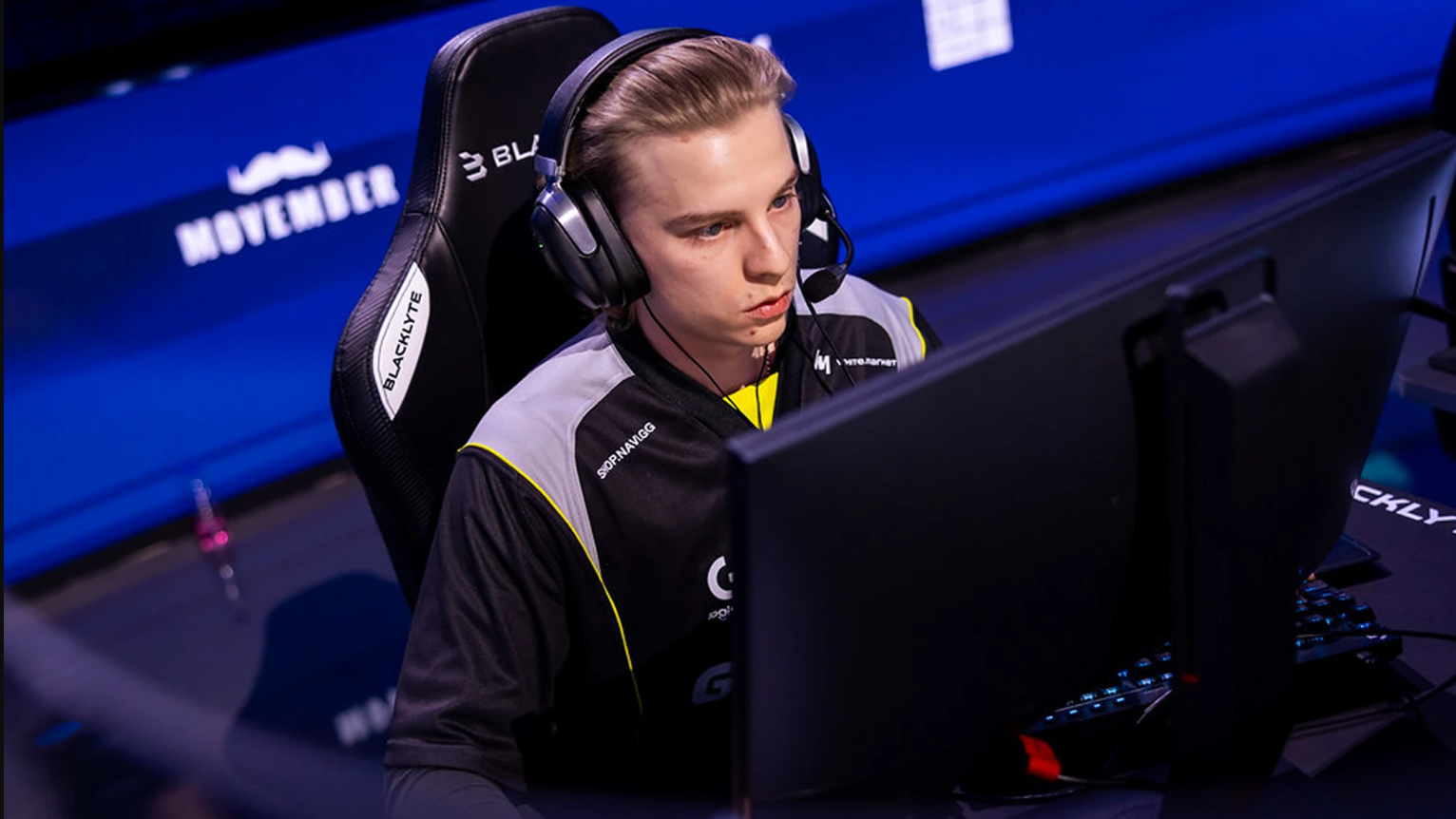 NAVI Destroys MongolZ and Storms Into IEM Cologne Semi-Finals Against Spirit